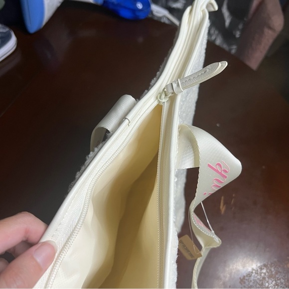NWT PINK Victoria's Secret Sherpa Cream Tote Ribbon Straps Large Logo Cozy - Picture 7 of 12